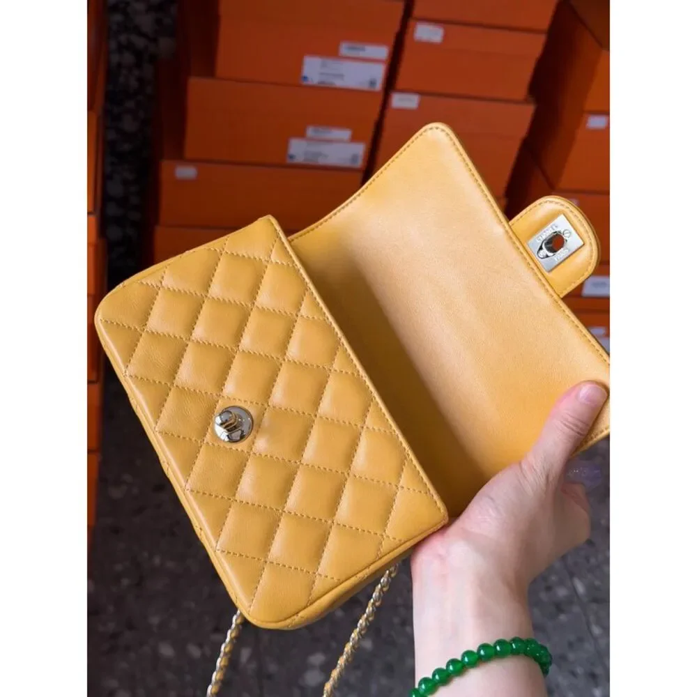 Chanel Women Pre-Loved Bag Brand New Condition